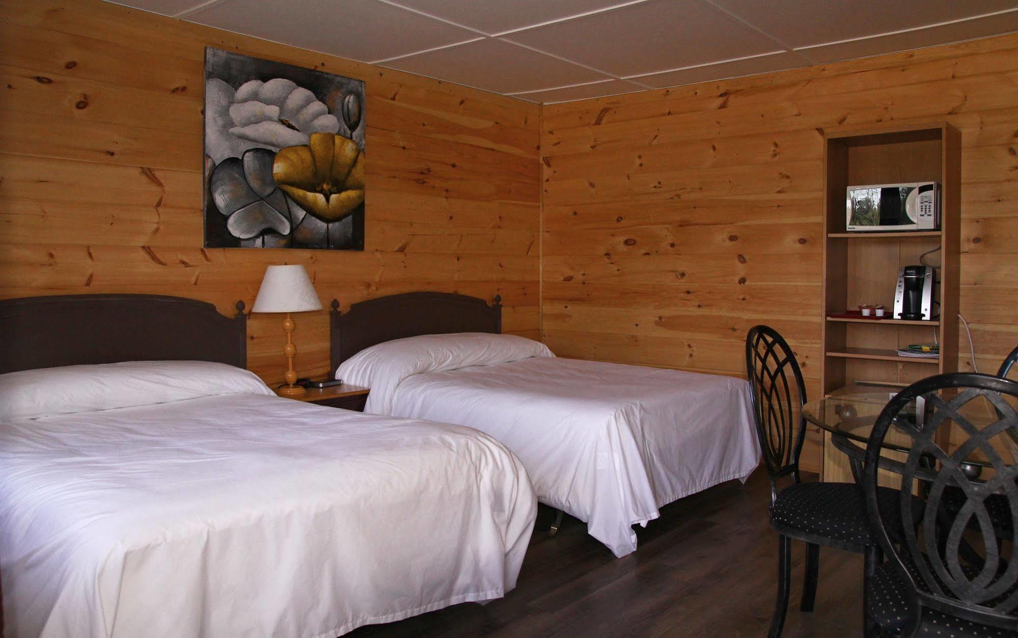 Motel 149 Mont-Tremblant Eksteriør bilde
